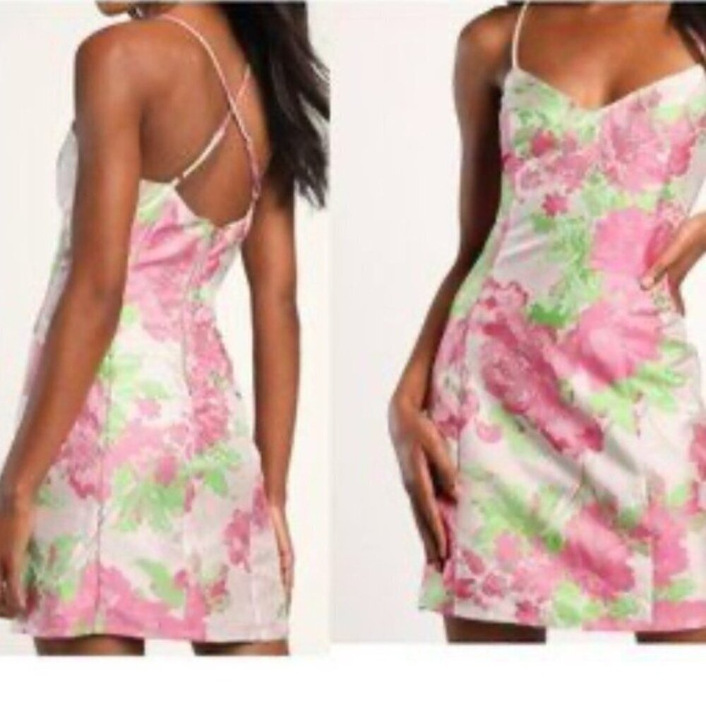 Lulu's mini shift dress Setting the Mood Pink Floral Jacquard women L event